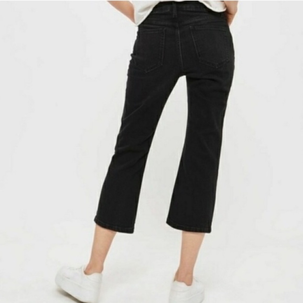 NWT Topshop Dree Cropped Kickflare Jean
